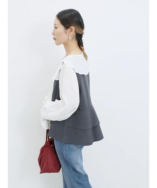 Samansa Mos2 blue（サマンサモスモスブルー）の「ラッフルカラーブラウス（シャツ/ブラウス・レディース・オフホワイト/サックスブルー/ベージュ・F）」の9枚目の写真