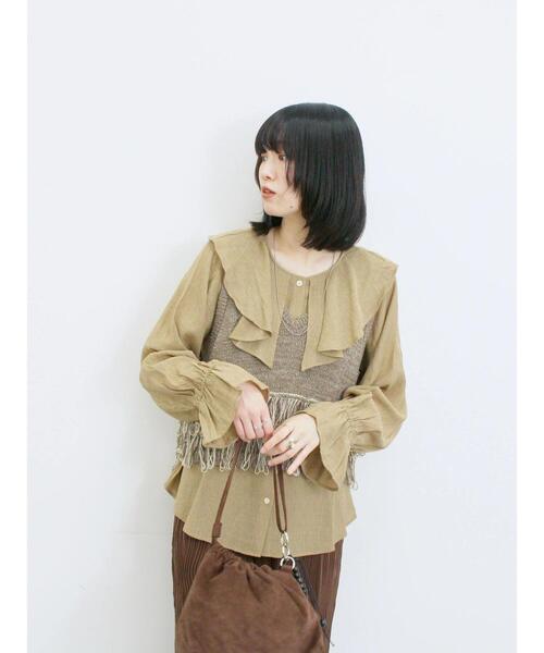 Samansa Mos2 blue（サマンサモスモスブルー）の「ラッフルカラーブラウス（シャツ/ブラウス・レディース・オフホワイト/サックスブルー/ベージュ・F）」の15枚目の写真