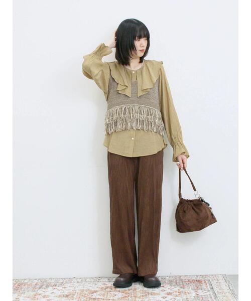 Samansa Mos2 blue（サマンサモスモスブルー）の「ラッフルカラーブラウス（シャツ/ブラウス・レディース・オフホワイト/サックスブルー/ベージュ・F）」の22枚目の写真