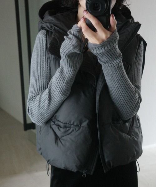 KUREN（クレン）の「中綿ベスト（ダウンベスト・レディース・ブラック/アイボリー・FREE）」の21枚目の写真