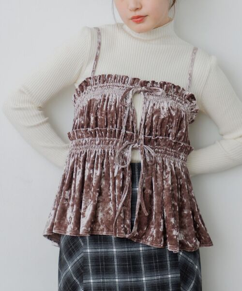 RETRO GIRL(レトロガール)の「ベロア2WAYフリルビスチェ(シャツ/ブラウス・レディース・スモークピンク/ブラック系その他/ダークブラウン・FREE)」の1枚目の写真