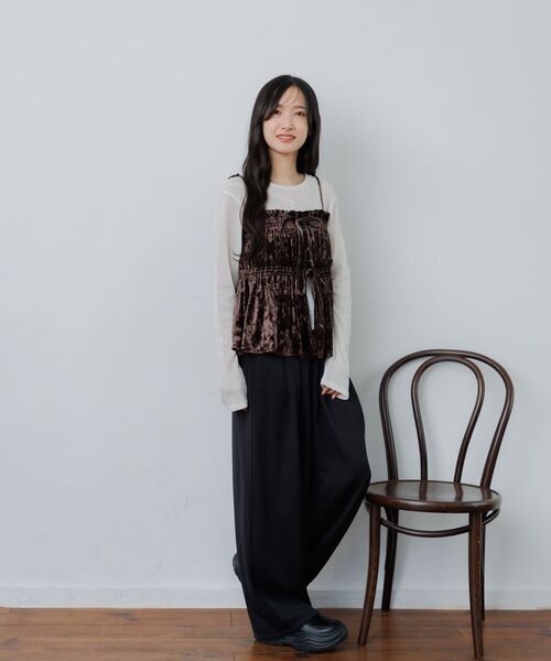 RETRO GIRL(レトロガール)の「ベロア2WAYフリルビスチェ(シャツ/ブラウス・レディース・スモークピンク/ブラック系その他/ダークブラウン・FREE)」の5枚目の写真