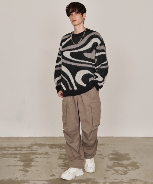 Revo.（レボ）の「マーブルカラー ジャガード モヘアタッチ 起毛 ルーズニット プルオーバー（ニット/セーター・メンズ・ブルー/イエロー/ブラック・L/M）」の14枚目の写真