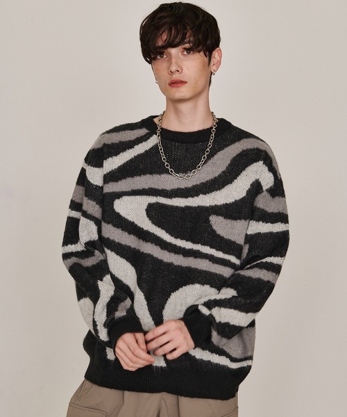 Revo.（レボ）の「マーブルカラー ジャガード モヘアタッチ 起毛 ルーズニット プルオーバー（ニット/セーター・メンズ・ブルー/イエロー/ブラック・L/M）」の9枚目の写真