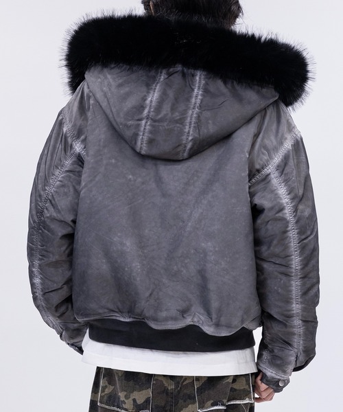 JOHN'S CLOSET（ジョンズクローゼット）の「【13】ヘビーツイル ヴィンテージ加工 フードファー ボンバージャケット（ブルゾン・メンズ・グレー/ブラック/カーキ・MEDIUM/LARGE）」の6枚目の写真