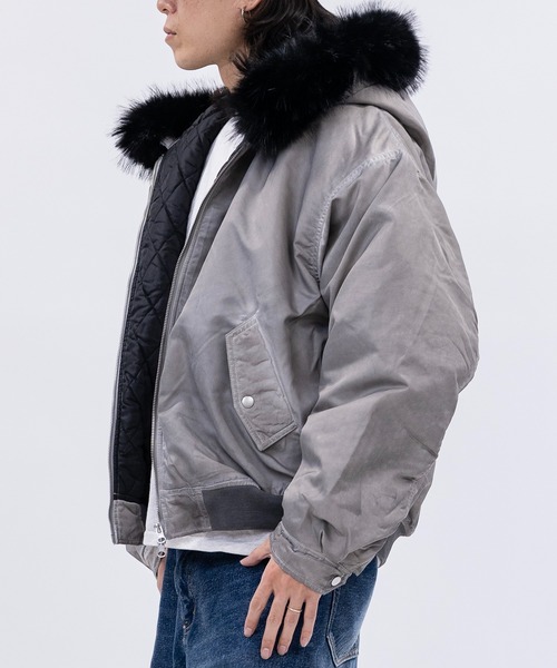JOHN'S CLOSET（ジョンズクローゼット）の「【13】ヘビーツイル ヴィンテージ加工 フードファー ボンバージャケット（ブルゾン・メンズ・グレー/ブラック/カーキ・MEDIUM/LARGE）」の11枚目の写真