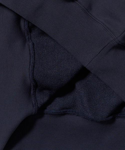 AECA(エイカ)の「AECA SIGNATURE ZIP UP HOODIE-NAVY(パーカー・レディース・その他・SMALL/MEDIUM/LARGE/X-LARGE)」の3枚目の写真