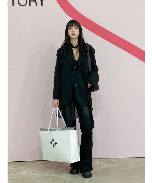 MUSINSA STANDARD WOMAN（ムシンサスタンダードウーマン）の「ウィメンズウールブレンドメルトンオーバーショルダーブレザー[オートミール]（テーラードジャケット・レディース・その他・SMALL/MEDIUM/LARGE/X-SMALL）」の14枚目の写真