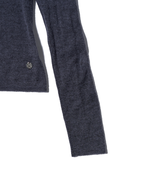 YOUHEE(ユヒ)の「BASIC OFF SHOULDER KNIT CHARCOAL(ニット/セーター・レディース・その他・FREE)」の4枚目の写真