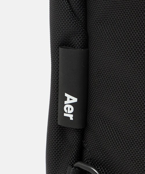 Aer（エアー）の「＜Aer＞スリング バッグ ３（ボディバッグ/ウエストポーチ・メンズ・ブラック・FREE）」の15枚目の写真