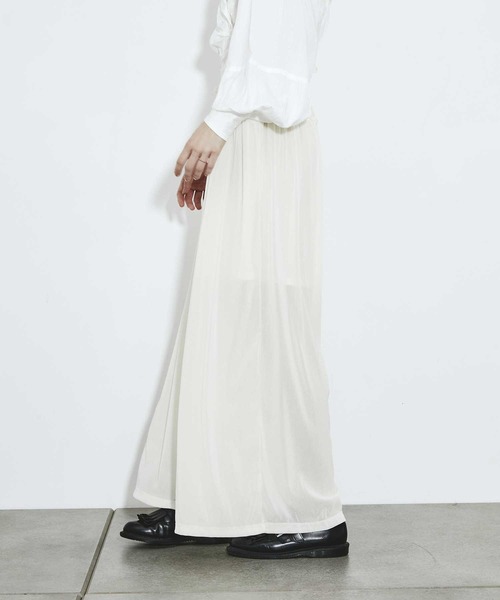 FETICO(フェティコ)の「【FETICO/フェティコ】別注 Velvet tulle shirring wide pants/ベルベットチュールシャーリングワイドパンツ(その他パンツ・レディース・ブラック/ネイビー/ホワイト・36/38)」の13枚目の写真