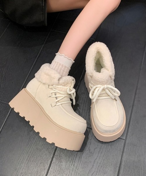 AMELY(エミリー)の「裏ボア 厚底レースアップショートブーツ(ブーツ・レディース・ブラウン/キャメル/アイボリー・40/39/38/37/36/35)」の10枚目の写真