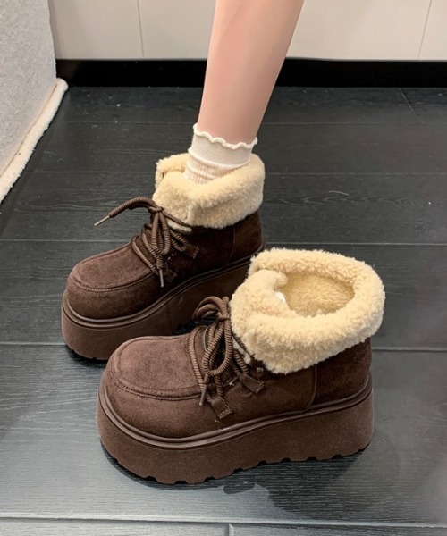 AMELY(エミリー)の「裏ボア 厚底レースアップショートブーツ(ブーツ・レディース・ブラウン/キャメル/アイボリー・40/39/38/37/36/35)」の13枚目の写真