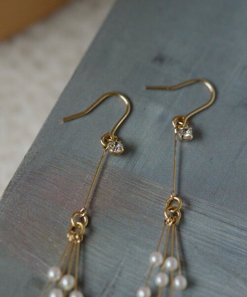 ear PAPILLONNER（イアパピヨネ）の「シャワーパールピアス（ピアス（両耳用）・レディース・シルバー/ゴールド・FREE）」の7枚目の写真