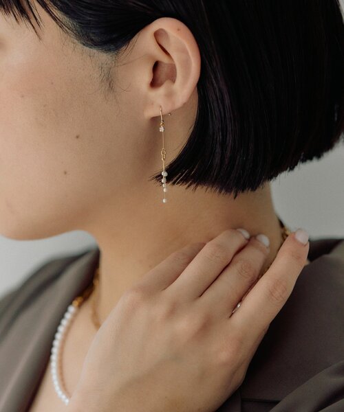 ear PAPILLONNER（イアパピヨネ）の「シャワーパールピアス（ピアス（両耳用）・レディース・シルバー/ゴールド・FREE）」の3枚目の写真
