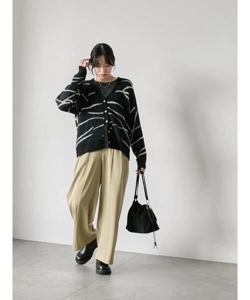 Samansa Mos2 blue（サマンサモスモスブルー）の「◎ニュアンス柄ニットCD（カーディガン/ボレロ・レディース・グレー/ブラック/キナリ・F）」の21枚目の写真