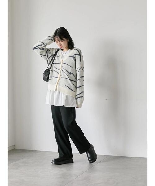 Samansa Mos2 blue（サマンサモスモスブルー）の「◎ニュアンス柄ニットCD（カーディガン/ボレロ・レディース・グレー/ブラック/キナリ・F）」の11枚目の写真