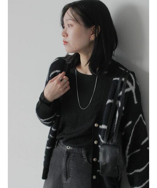 Samansa Mos2 blue（サマンサモスモスブルー）の「◎ニュアンス柄ニットCD（カーディガン/ボレロ・レディース・グレー/ブラック/キナリ・F）」の6枚目の写真