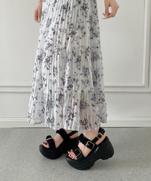 Shoes in Closet(シューズインクローゼット)の「【間もなく入荷!】+9.0㎝ 超軽量 厚底 スタイルアップソール シアー ギャザー ベルト サンダル 5482(サンダル・レディース・ホワイト/ブラック×ブラック/グレー/ピンク・L/M/S/XS/3L/LL)」の15枚目の写真