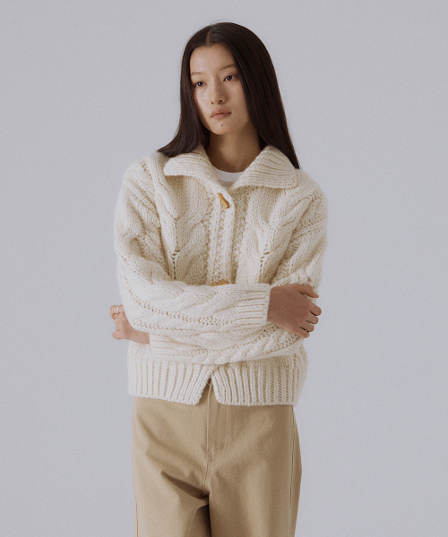 SILN(シルン)の「Aran wool knit cardigan (IVORY)(カーディガン/ボレロ・レディース・その他・FREE)」の2枚目の写真