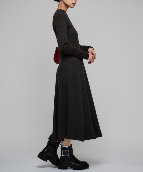 Narcissus（ナルシス）の「リブハイネックワンピース/シンプルニット/フレアワンピース（ワンピース・レディース・ブラック/グレー・FREE）」の2枚目の写真