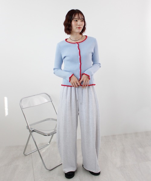 ABYS（アビス）の「《26SS 新作》配色ステッチニットカーディガン（カーディガン/ボレロ・レディース・ブルー/グレー/ブラウン/ライトグレー/ピンク・FREE）」の6枚目の写真