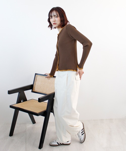 ABYS（アビス）の「《26SS 新作》配色ステッチニットカーディガン（カーディガン/ボレロ・レディース・ブルー/グレー/ブラウン/ライトグレー/ピンク・FREE）」の16枚目の写真