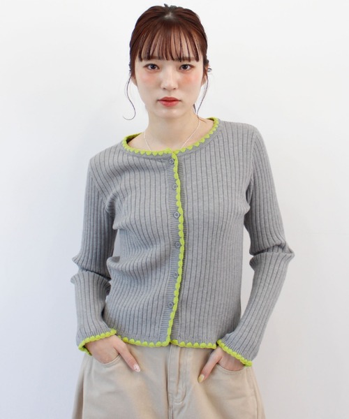 ABYS（アビス）の「《26SS 新作》配色ステッチニットカーディガン（カーディガン/ボレロ・レディース・ブルー/グレー/ブラウン/ライトグレー/ピンク・FREE）」の7枚目の写真
