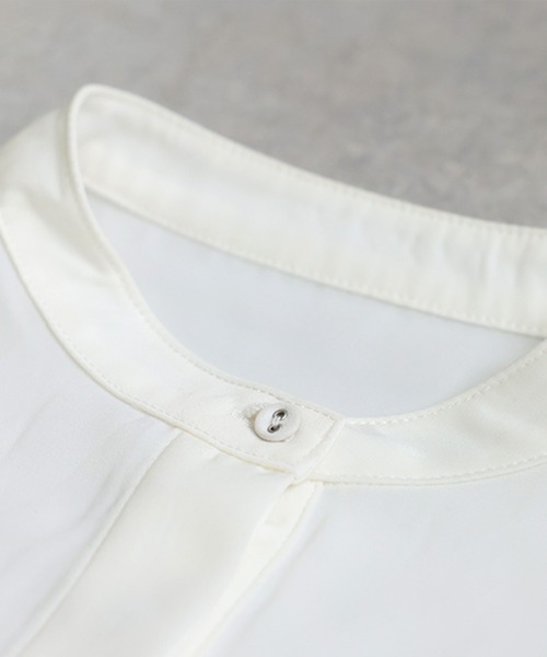 antiqua(アンティカ)の「バルーンスリーブ シャツ(シャツ/ブラウス・レディース・ブラック/ホワイト・ONESIZE)」の4枚目の写真