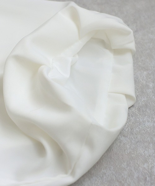 antiqua(アンティカ)の「バルーンスリーブ シャツ(シャツ/ブラウス・レディース・ブラック/ホワイト・ONESIZE)」の5枚目の写真