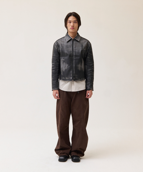 AKECII（アケシ）の「ラスティウォッシュドレザージャケット_ブラック（ライダースジャケット・メンズ・その他・MEDIUM/LARGE）」の4枚目の写真