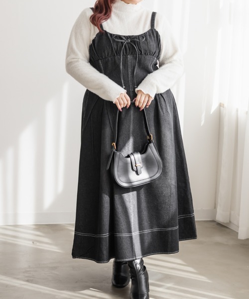 CLETTE(クレット)の「CLETTEオリジナルビスチェ風デニムワンピース(ワンピース・レディース・ブラック/サックスブルー/ブルー・4L/3L/LL)」の4枚目の写真