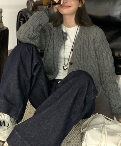 Vipoa(ヴィポア)の「simple knit cardigan(カーディガン/ボレロ・レディース・ブルー/グレー/ブラウン/カーキ/ネイビー・FREE)」の16枚目の写真