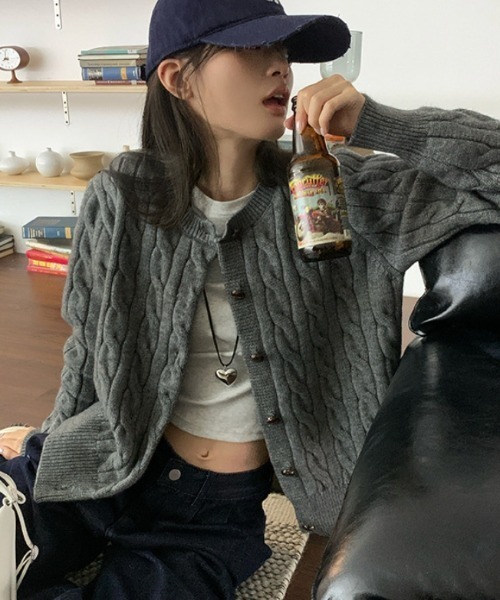 Vipoa(ヴィポア)の「simple knit cardigan(カーディガン/ボレロ・レディース・ブルー/グレー/ブラウン/カーキ/ネイビー・FREE)」の15枚目の写真