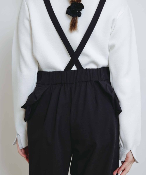 PICCIN PERLA（ピッチンペルラ）の「フリルポケットサスペンダー付きパンツ（その他パンツ・レディース・ブラック・S/M）」の7枚目の写真