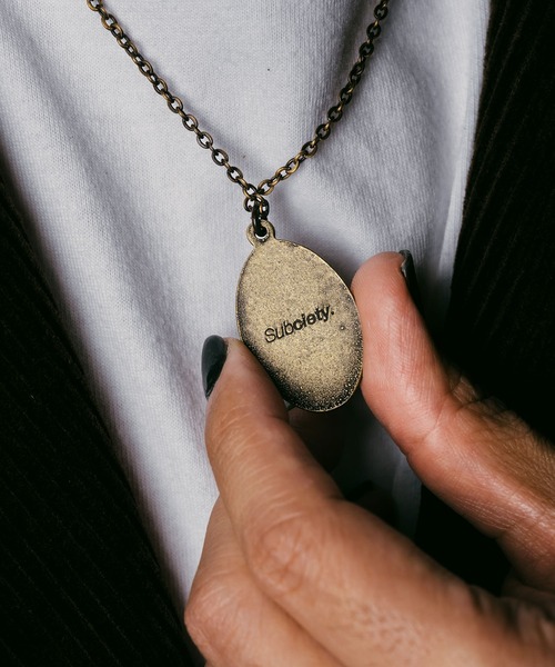 Subciety（サブサエティ）の「Metal necklace-maria-（ネックレス・メンズ・アンティークゴールド/アンティークシルバー・FREE）」の10枚目の写真