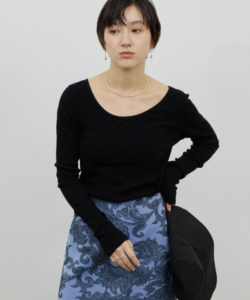 GALLARDAGALANTE（ガリャルダガランテ）の「【前後2WAY】ハイツイストリブロンTee（Tシャツ/カットソー・レディース・レッド/ホワイト/ブラック・FREE）」の3枚目の写真