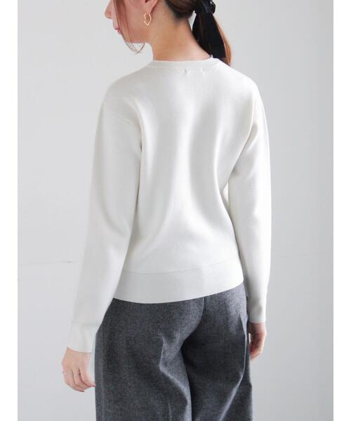 Te chichi（テチチ）の「パール&ウレタン刺繍ロゴニット（ニット/セーター・レディース・チャコールグレー/オフホワイト・F）」の7枚目の写真