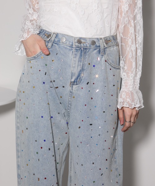 pumpkin port（パンプキンポート）の「カラフルビジュー デニムパンツ（デニムパンツ・レディース・ブルー・L/M/S）」の3枚目の写真