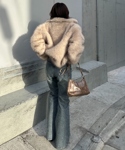 RAY CASSIN(レイカズン)の「ロゴ刺繍スタッズ細フレアデニムパンツ(デニムパンツ・レディース・スカイブルー/ネイビー/ブルー・M/S)」の19枚目の写真