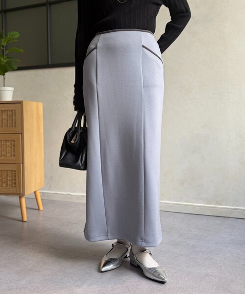 Chez toi（シェトワ）の「パイピングナロースカート（スカート・レディース・ブルー/キャメル/ブラック・FREE）」の3枚目の写真