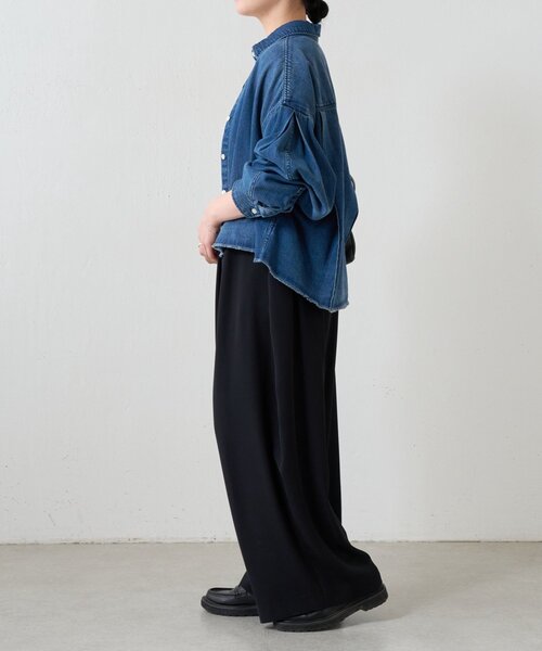 LIVETART(リヴェタート)の「《FRIPIER》カットオフデニムシャツ(シャツ/ブラウス・レディース・インディゴブルー・FREE)」の11枚目の写真