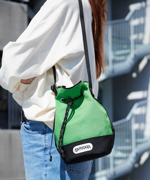OUTDOOR PRODUCTS(アウトドアプロダクツ)の「OUTDOOR PRODUCTS/アウトドアプロダクツ TWO TONE COLOR DRAWSTRING BAG ツートーン 巾着 ショルダーバッグ 秋 秋服 2026年秋冬(ショルダーバッグ・レディース・ブラック/ベージュ/グレー/グリーン・FREE)」の16枚目の写真