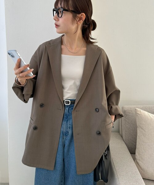 DISCOAT(ディスコート)の「【Enlude】Wブレストテーラードジャケット《ユニセックス》(テーラードジャケット・レディース・グレイッシュベージュ/モカ/ネイビー・FREE/SHORT)」の1枚目の写真