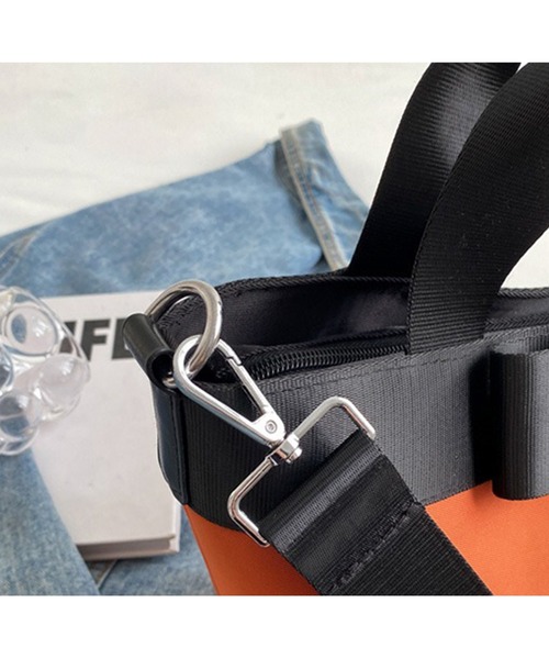 c.u.l（シーユーエル）の「リボン 2way ナイロン クロスショルダーバッグ cula1415（ショルダーバッグ・レディース・ライトベージュ/ブラック/オレンジ・FREE）」の22枚目の写真