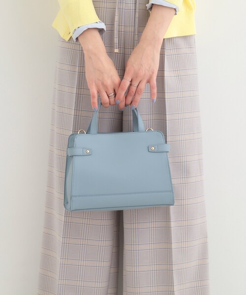SHOO・LA・RUE（シューラルー）の「【2WAY】サイドベルトが上品 ミニトートバッグ（ショルダーバッグ・レディース・グレー/ブルー/ブラック・00）」の3枚目の写真