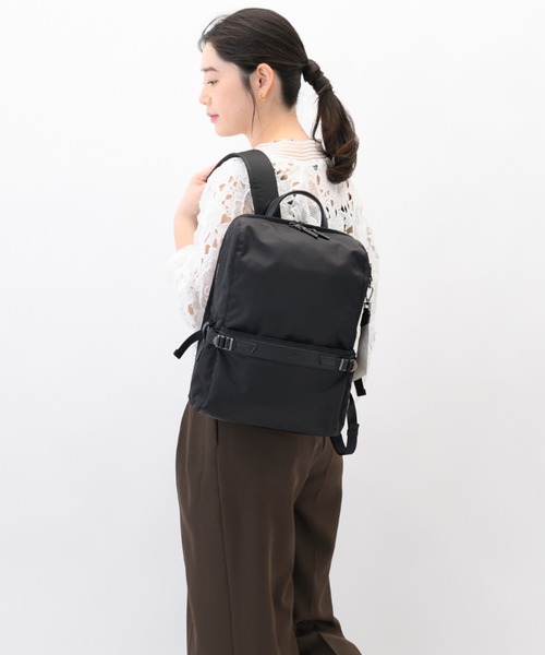 W&.Day/Night(ダブルアンド デイナイト)の「リュックサック リッカ スクエアリュック2 15L A4サイズ 14インチPC ボトルホルダー 19152(バックパック/リュック・レディース・アッシュブラウン/スモークピンク/ブラック・FREE)」の2枚目の写真