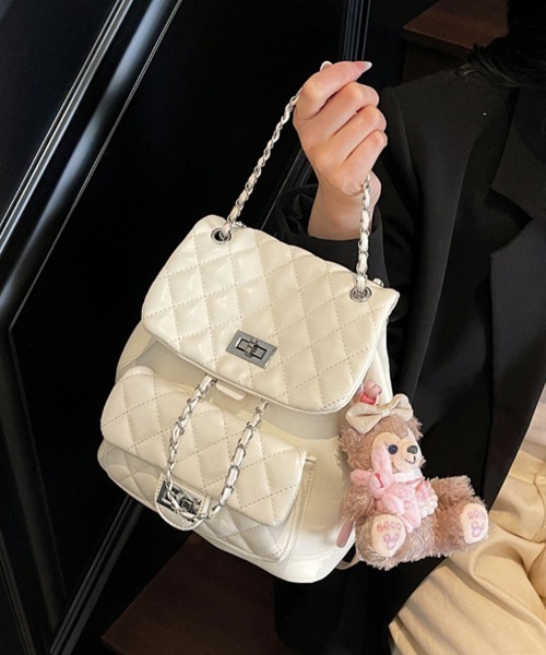 ReRe(リリ)の「チェーンデザインキルティングリュック(バックパック/リュック・レディース・ブラック/シルバー/ブルー/オフホワイト/イエロー/ピンク・FREE)」の11枚目の写真