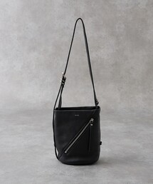 Beau're（ヴュレ）の「【WEB限定】【Beau're/ヴュレ】斜めZIP縦長 ショルダーバッグ（ショルダーバッグ）」