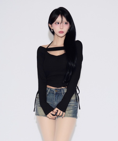 tinkerend(ティンカーエンド)の「Side Gathered Cut Off Tops / サイドギャザーカットオフトップス カップ付き(Tシャツ/カットソー・レディース・ブラック・FREE)」の3枚目の写真